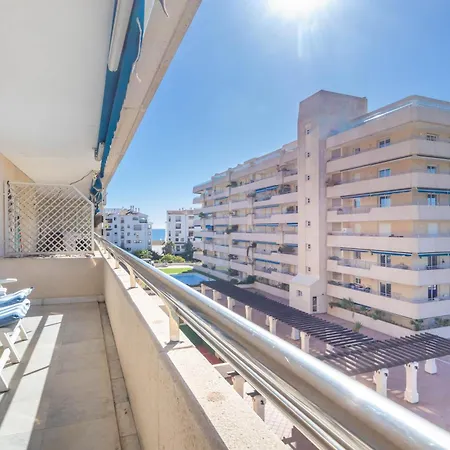 Marina Banus L Apartment